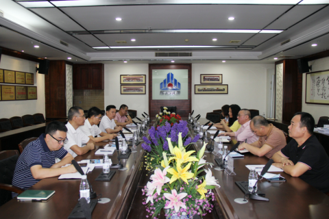 市领导深入建筑企业走访调研